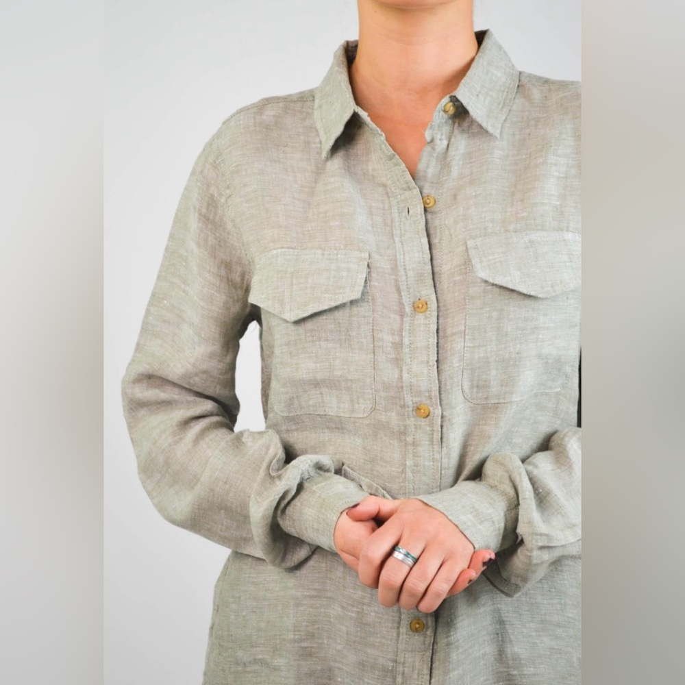 Women's Button Down Shirt in Green